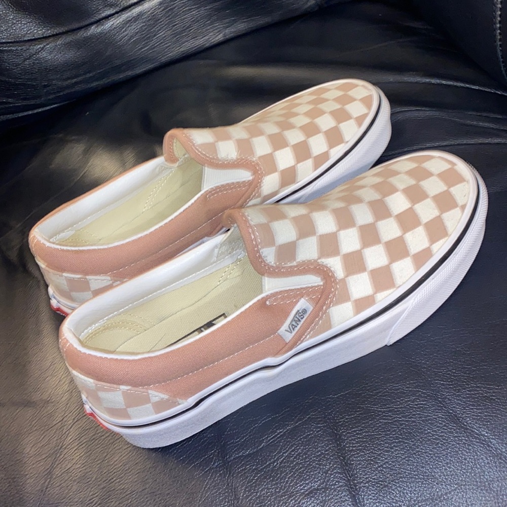 checkered vans